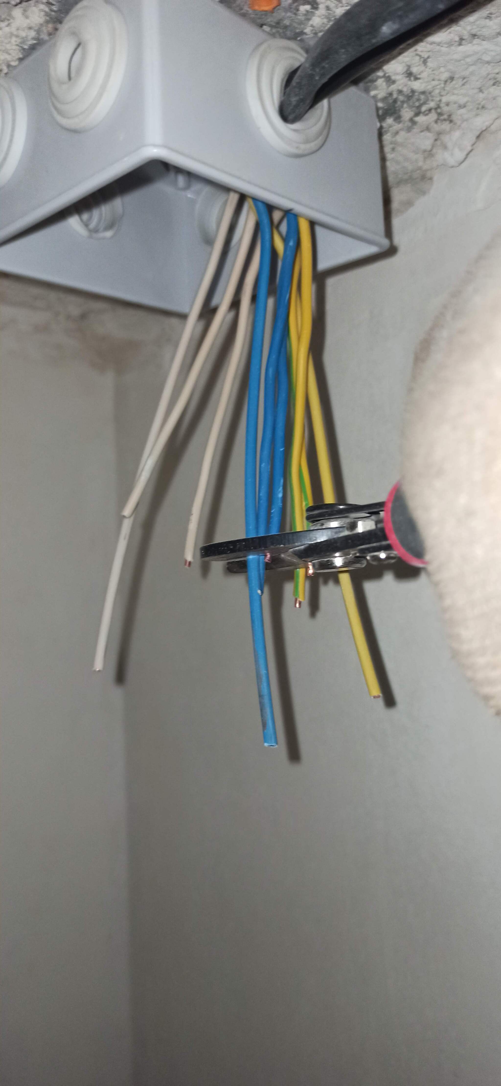Laying cables and crimping in distribution boxes - My, Electrician, Repair, Tools, Building, Rukozhop, Electrical installation, Mat, Longpost
