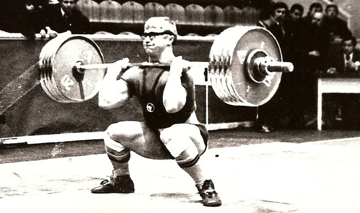 1976 �. ����������� ����������