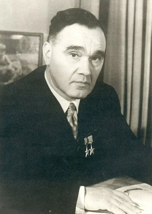 To achieve his goal, Stalin did not stop at the most drastic measures. - My, Politics, Stalin
