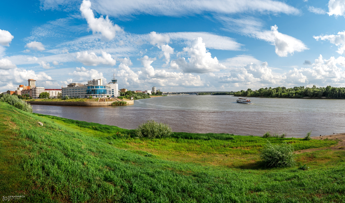 ������ ������ ������