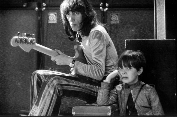 ���� ������ � ����� �� ��������� Rolling Stones � ��������� ������������ ��������� (Institute of Contemporary Arts), ������, 1971. ��������� �������� ��������, ������ ��� ��� ������� ������� �������� ����� �� �����.