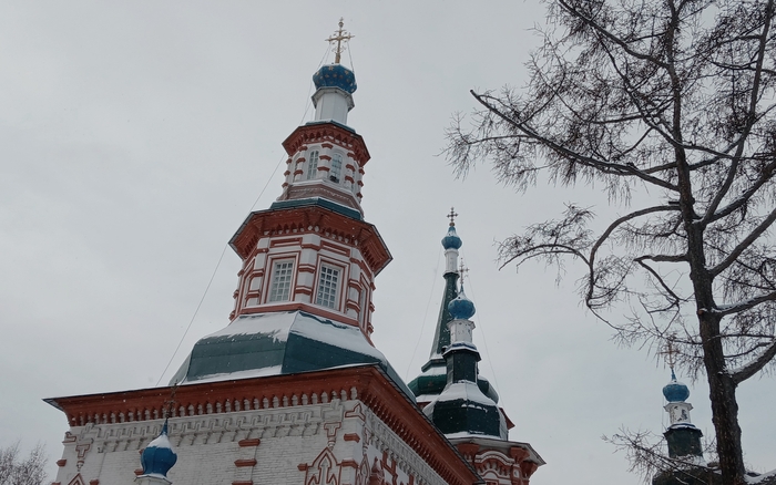 Крестовоздвиженская церковь