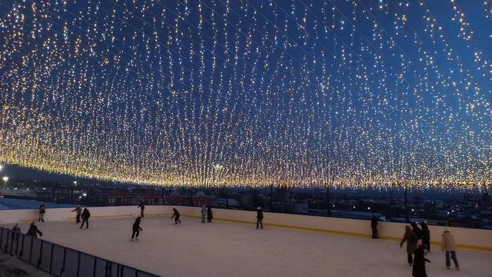 Каток на крыше