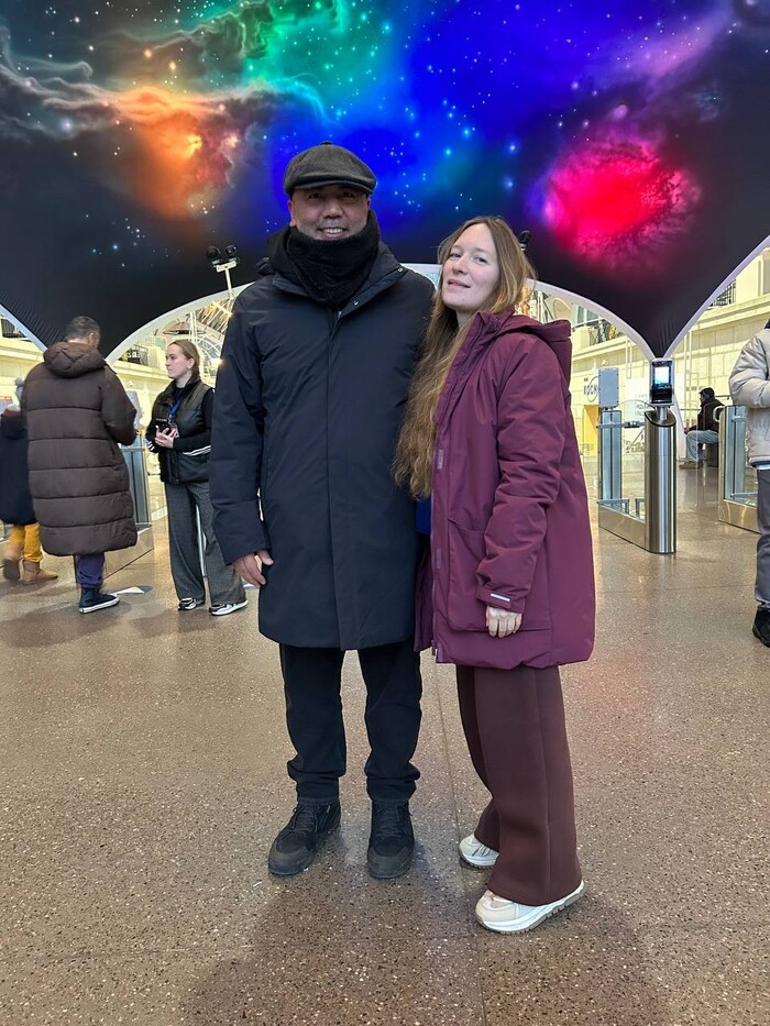 Павильон Космос на ВДНХ. Экскурсовод Света просто умничка