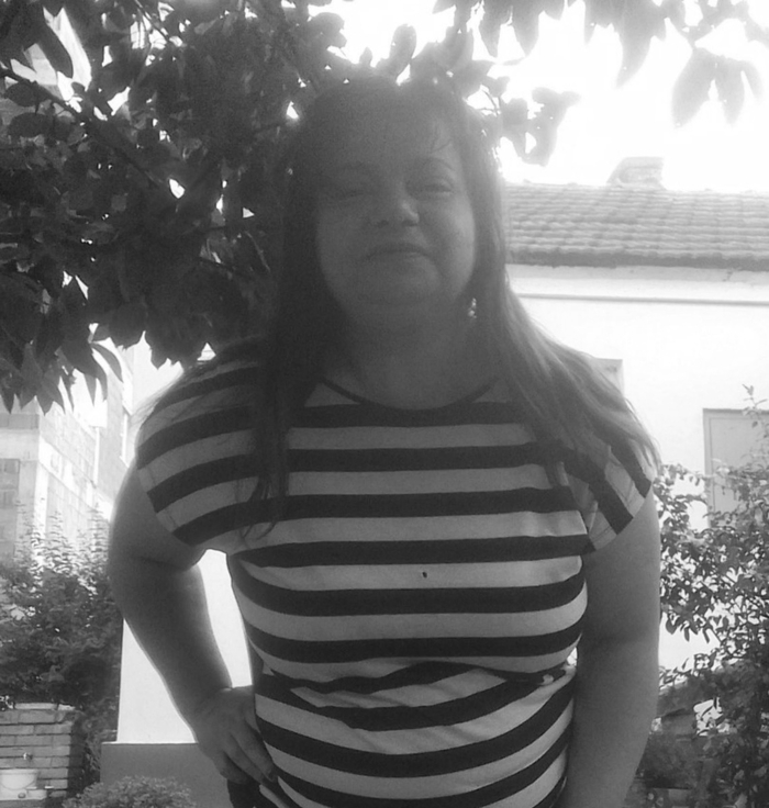 �������