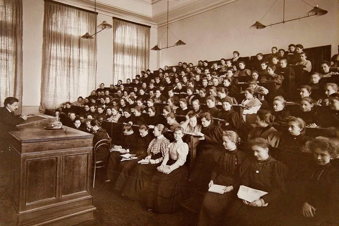 �������� � �����