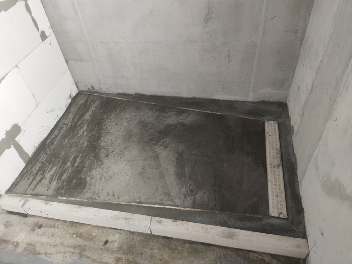 Накрываю пленкой и оставляю в покое.