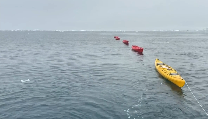 �������� �����: <a href="https://pikabu.ru/story/kayaking_v_antarktide_13665491?u=https%3A%2F%2Ft.me%2Fdolya_travel%2F868&t=https%3A%2F%2Ft.me%2Fdolya_travel%2F868&h=b0a11658ce6d332fd394382e7b2d04c04f57bfbd" title="https://t.me/dolya_travel/868" target="_blank" rel="nofollow noopener">https://t.me/dolya_travel/868</a>