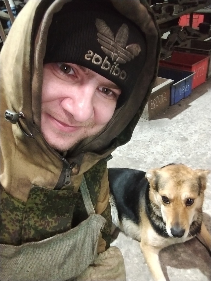 Доброе утро коллегия трудяг-роботяг, всех с пятницей! А мы наелись и лежим;)