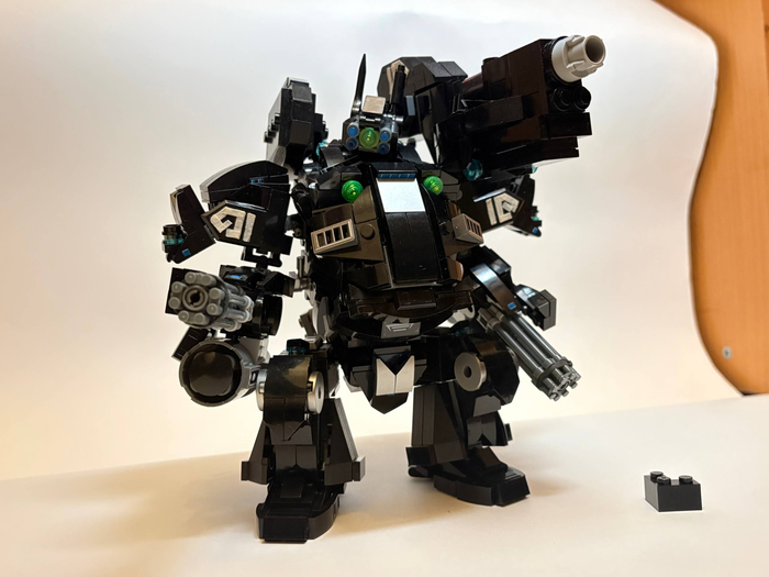 ����������, ���� � ������ ������ �������� ��������� ����� ������ - MAU (Massive Armored Unit) - ������������� ����� ���� �������, ������� � ��������� � ���� ��� ��������� ����������, ��� � ��� ����� ��� �����.