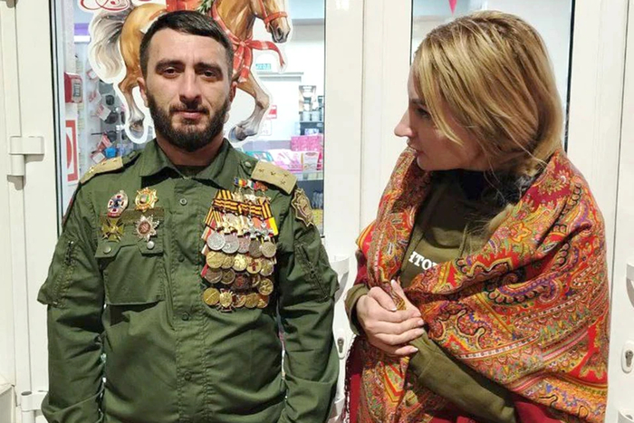 ����: <!--noindex--><a href="https://pikabu.ru/story/ryazhenyie_geroi_doshli_do_shkol_v_sochi_muzhchina_s_falshivyimi_zvezdami_uchil_detey_patriotizmu_13727656?u=http%3A%2F%2Ft.me%2Fgeroi_samara&t=t.me%2Fgeroi_samara&h=bb5a529b90e2587bf8e1d1d81bd2f2b337d4c9e8" title="http://t.me/geroi_samara" target="_blank" rel="nofollow noopener">t.me/geroi_samara</a><!--/noindex-->