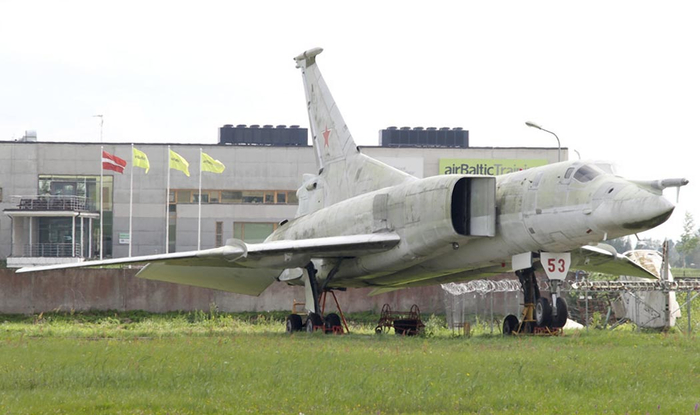 ������������� ��-22�1 � ��������� ���� (����������� �������� ����)