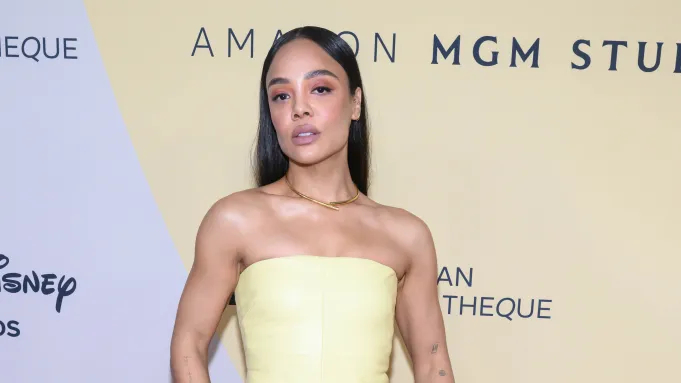 ������� �� ������� Next Door