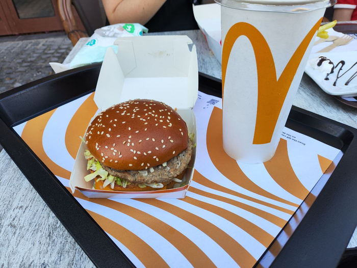 ��������� ����� ������+���� � ��� = 29 AED ��� 630 ������. � ��� ���� ������.