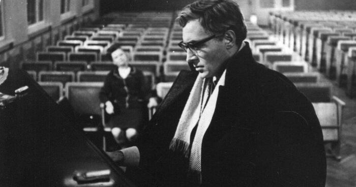 Вячеслав Тихонов в фильме "Доживём до понедельника"