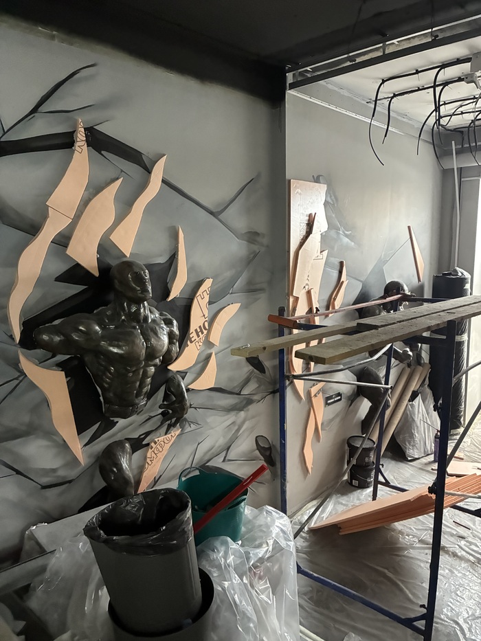 Даем объем там, где у нас будут выступающие части скалы и задаем этим самым направление. Толщина - 30,40,50 мм.. на ваш вкус