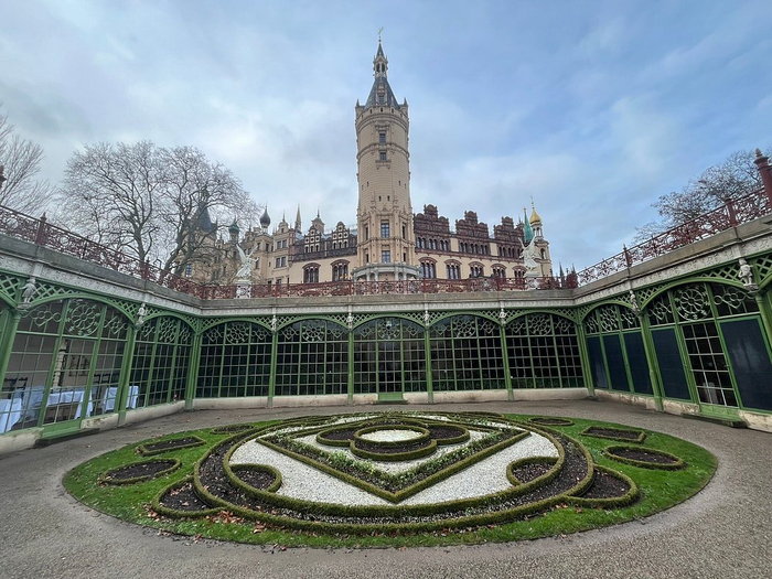 ���������� � ���������� ���������� �� ������ � ������ ��������� � ����� �� ������� �����.