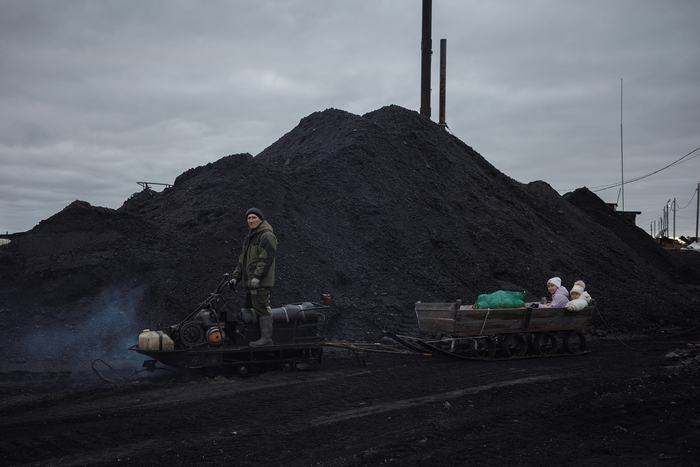 ����: �������� ��-��. Ricoh GRIIIx