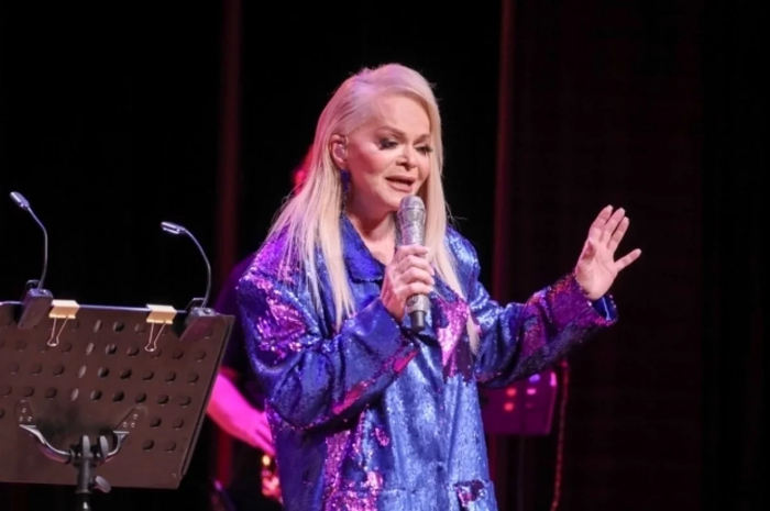 ������ ������. / Seleznev Pavel / <!--noindex--><a href="https://pikabu.ru/story/sdelala_vid_chto_ne_zametila_s_vyistupleniya_dolinoy_sbezhali_zriteli_13798636?u=http%3A%2F%2Fnews.ru&t=news.ru&h=c6442e06cd5099d65f7b4b2bf03128aa5e0b115d" title="http://news.ru" target="_blank" rel="nofollow noopener">news.ru</a><!--/noindex--> / <!--noindex--><a href="https://pikabu.ru/story/sdelala_vid_chto_ne_zametila_s_vyistupleniya_dolinoy_sbezhali_zriteli_13798636?u=http%3A%2F%2Fwww.globallookpress.com&t=www.globallookpress.com&h=d5f58794c8ae6dca0923067e4d8dec3daea98695" title="http://www.globallookpress.com" target="_blank" rel="nofollow noopener">www.globallookpress.com</a><!--/noindex-->
