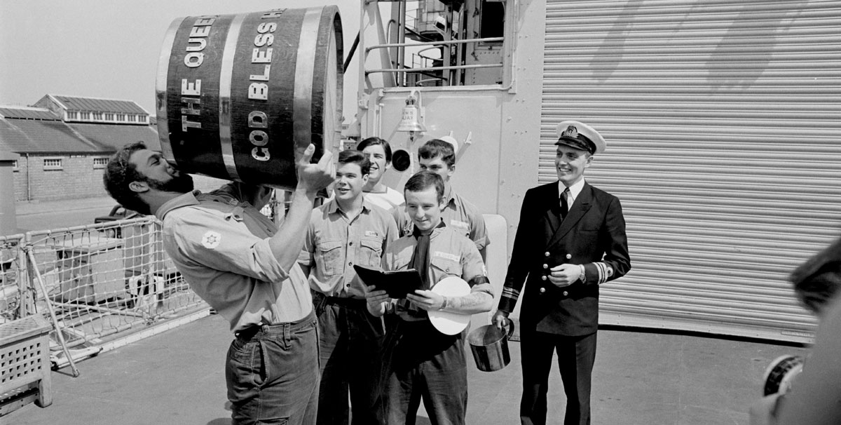 Black Glass Day! The day rum was banned in the navy. - Series History of sail and sailing ships, My, Sea, Ship, Ocean, Legend, Rum, Sailors, Fleet, Traditions, Nauchpop, Relaxation, Vacation, Sail, Sailboat, Longpost