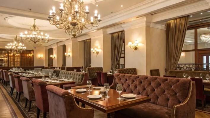 A conservative restaurant has opened in Moscow, where customers are being thrown out into the cold for asking for gluten-free dishes. - My, IA Panorama, Moscow, A restaurant, Public catering, German Sterligov, Satire