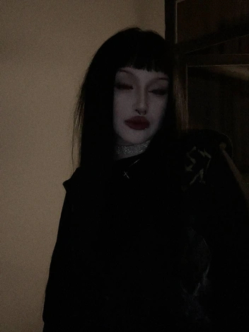 ��������: iamfrolova / <!--noindex--><a href="https://pikabu.ru/story/ya_zakon_ne_narushala_na_psikhiatra_iz_ekaterinburga_rodivshuyu_ot_16letnego_lyubovnika_obrushilas_volna_kheyta_13867809?u=http%3A%2F%2FT.me&t=T.me&h=bf26a7c12b8e9b00e97b396be727d1067c8fd329" title="http://T.me" target="_blank" rel="nofollow noopener">T.me</a><!--/noindex-->