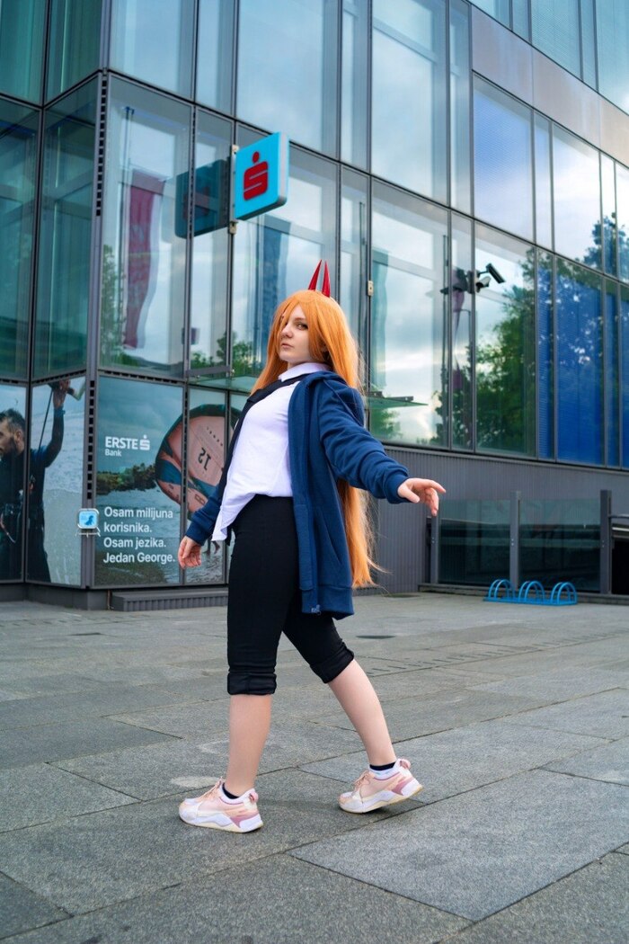 Power cosplay (Chainsaw man)