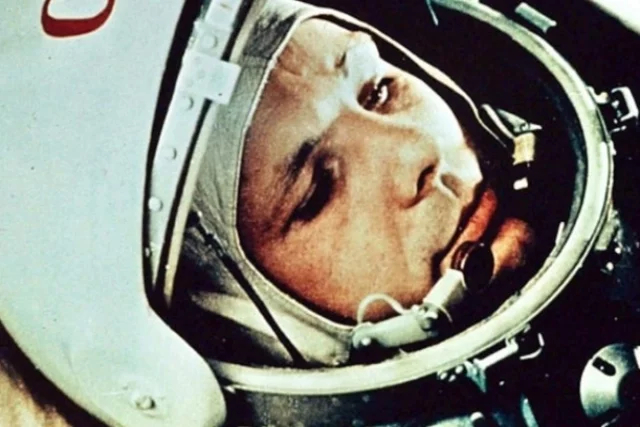 ���� �������. <!--noindex--><a href="https://pikabu.ru/story/poekhali_proverte_svoi_znaniya_o_polete_gagarina_v_teste_aifru_13871665?u=http%3A%2F%2FCommons.wikimedia.org&t=Commons.wikimedia.org&h=501f0bed1eb58d5f0a64daadbd8b07b9a05fd431" title="http://Commons.wikimedia.org" target="_blank" rel="nofollow noopener">Commons.wikimedia.org</a><!--/noindex-->