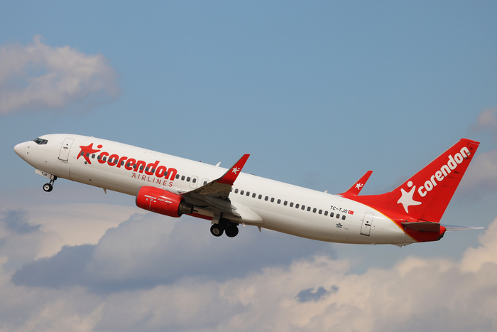 Boeing 737 ������������ Corendon