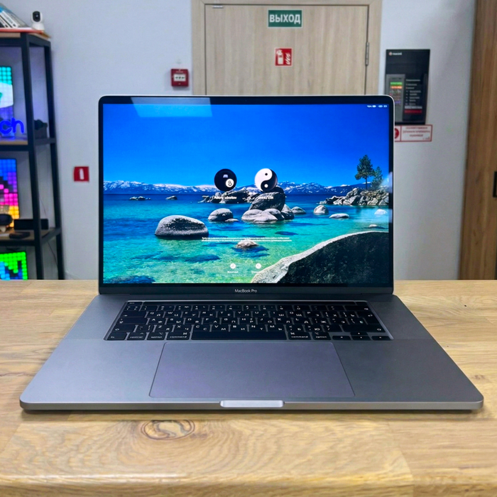 MacBook Pro 16 2019 ����� ������ ������������ � �������� ��� �����