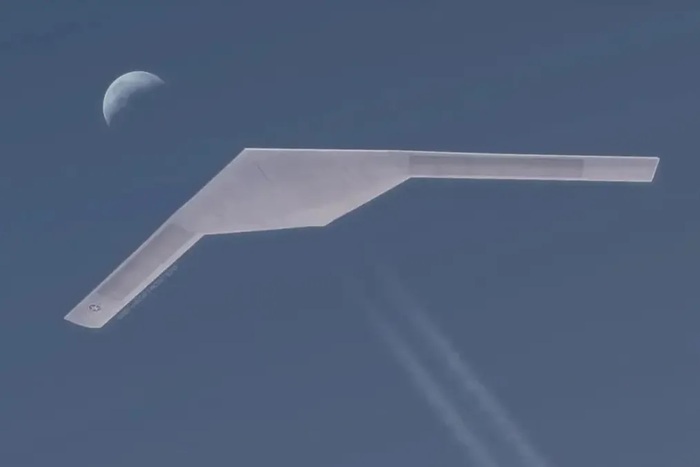 БПЛА RQ-180 «Белая летучая мышь»