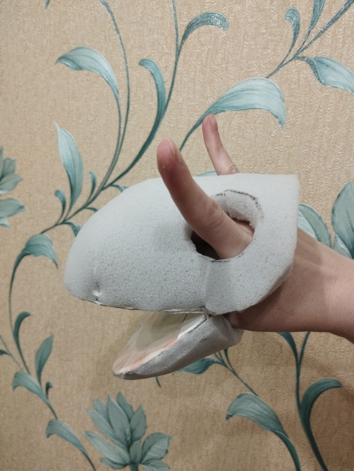 ����!