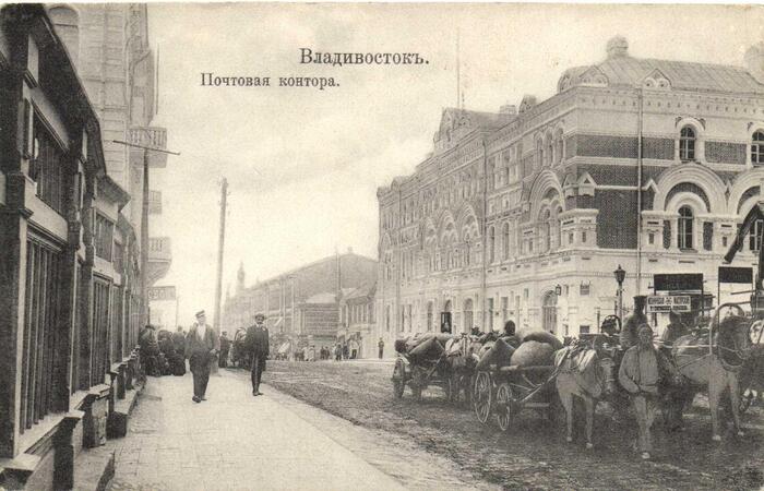 �������� � ������������ �������� �������, 1907�1908 ���� (<!--noindex--><a href="https://pikabu.ru/story/nosili_mebel_na_spine_i_razezzhali_po_gorodu_na_konyakh__rassmatrivaem_vekovyie_foto_zhiteley_vladivostoka_13927253?u=http%3A%2F%2Fpastvu.com&t=pastvu.com&h=44ec87a553be7941f5f3d0340aab231e0bb40a9c" title="http://pastvu.com" target="_blank" rel="nofollow noopener">pastvu.com</a><!--/noindex-->)
