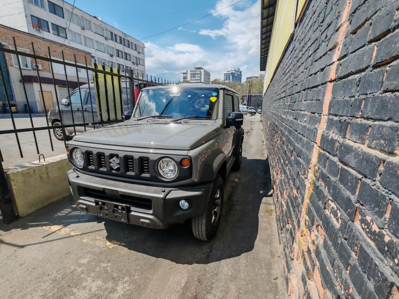 Dealers are absolutely ravenous. They're asking 4.5 million for a new Suzuki Jimny! I'll show you how to get one from Japan for 2.7 million (with proof). - Series Delivery and Driven Cars, My, Auto, Suzuki, Suzuki jimny, Parallel import, Longpost