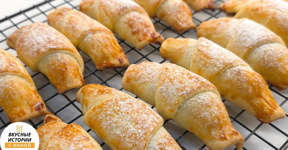 These rolls will disappear in minutes! A recipe that's sure to be a hit with all your guests. - My, Recipe, Sweets, Yummy, Preparation, Dessert, Bakery products, Eggs-free baking, Bagel, Video recipe, For tea, Cookies, Pecan, Cranberry, Raisin, On sour cream, Shortcrust pastry, Video, Video VK