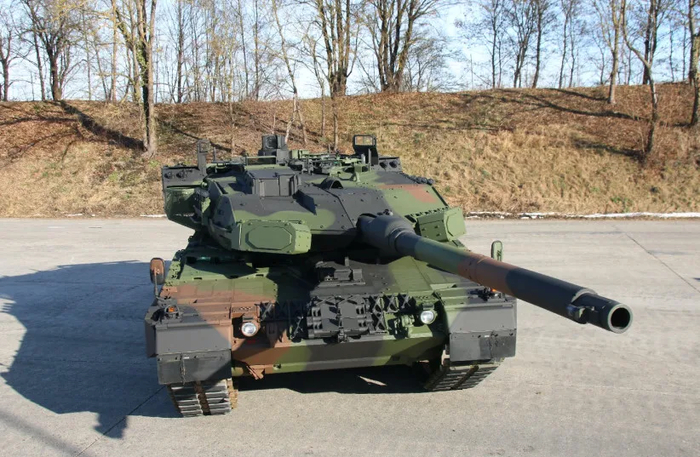 ������� �������� ������ Trophy ��� ����� �������� ������ Leopard 2A8NOR.
