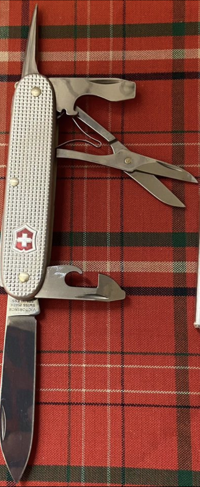 ������ � ������������ ��� Victorinox