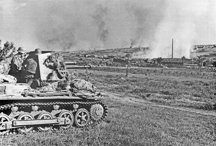 Panzerjager 1 с 47-мм пушкой в боях в августе — у немцев были и такие машины