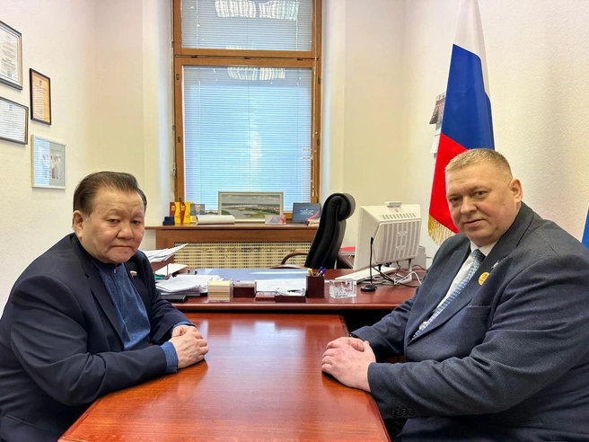 ����� ������� / <!--noindex--><a href="https://d.pikabu.ru/story/korol_kladbishch_torgovets_podtyazhkami_vitsepremer_i_edinstvennaya_zhenshchina__kto_eshche_khochet_stat_myerom_yakutska_14049083?u=http%3A%2F%2FT.me&t=T.me&h=bf26a7c12b8e9b00e97b396be727d1067c8fd329" title="http://T.me" target="_blank" rel="nofollow noopener">T.me</a><!--/noindex-->