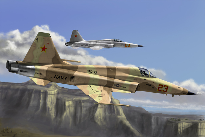 Модель самолета Northrop F-5 Freedom Fighter/Tiger II. Hobby Boss, масштаб 1:72.