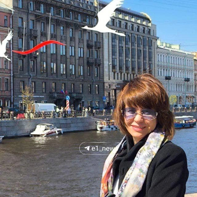 Источник: читатель <!--noindex--><a href="https://pikabu.ru/story/odnoy_iz_pogibshikh_v_zhutkom_dtp_s_avtobusom_v_ekaterinburge_okazalas_chinovnitsa_iz_pravitelstva_14053747?u=http%3A%2F%2FE1.RU&t=E1.RU&h=d14cb2f4849bc246a517d6332b909846dc263a36" title="http://E1.RU" target="_blank" rel="nofollow noopener">E1.RU</a><!--/noindex-->