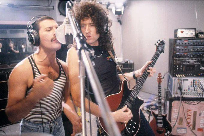 Секрет последнего вздоха Меркьюри: почему величайший хит Queen был спет вопреки законам медицины? - Моё, Рок, Музыка, Музыканты, Песня, Блог, История музыки, Queen, Фредди Меркьюри, Брайан Мэй, Вокал, Хиты, Видео, Видео вк, Длиннопост