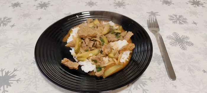 Azu Tatar style! - Series Male Homemade
, My, Recipe, Men's cooking, Dinner, Food, Azu, Yummy, Cooking, Cooking for the lazy, Rice, Meat, Meat eaters, Family, Male, Kitchen, Beef, Preparation, The photo, Mobile photography, Tableware, Longpost