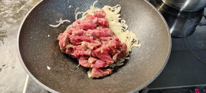 Azu Tatar style! - Series Male Homemade
, My, Recipe, Men's cooking, Dinner, Food, Azu, Yummy, Cooking, Cooking for the lazy, Rice, Meat, Meat eaters, Family, Male, Kitchen, Beef, Preparation, The photo, Mobile photography, Tableware, Longpost