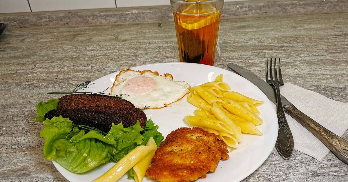 My breakfast - Series Forks  Spoons, My, Breakfast, Omelette, Toast, Cutlets, Salad, Pasta, Men's cooking, Video, Rutube, Short videos