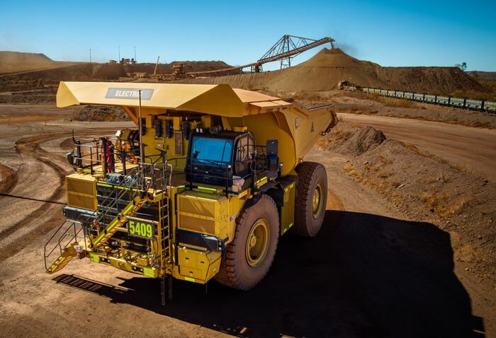 Caterpillar ���������� ��������� ����������������