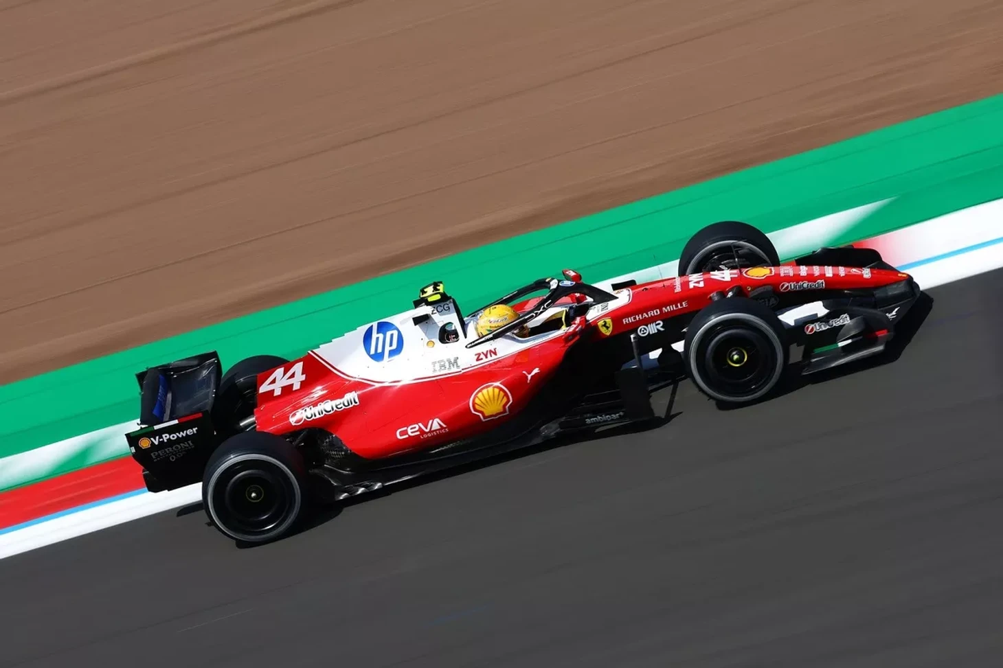 2026 British Grand Prix: Leclerc wins for the first time in two years, Russell and Hamilton take home podium - Series F1 is the queen of motorsport, My, Автоспорт, Formula 1, Speed, Race, Competitions, The photo, Great Britain, Charles Leclerc, Lewis Hamilton, George Russell, Lando Norris, Ferrari, Max Verstappen, Mercedes, Mclaren, Jeremy Clarkson, Brian May, Athletes, Sport, Extreme, Longpost