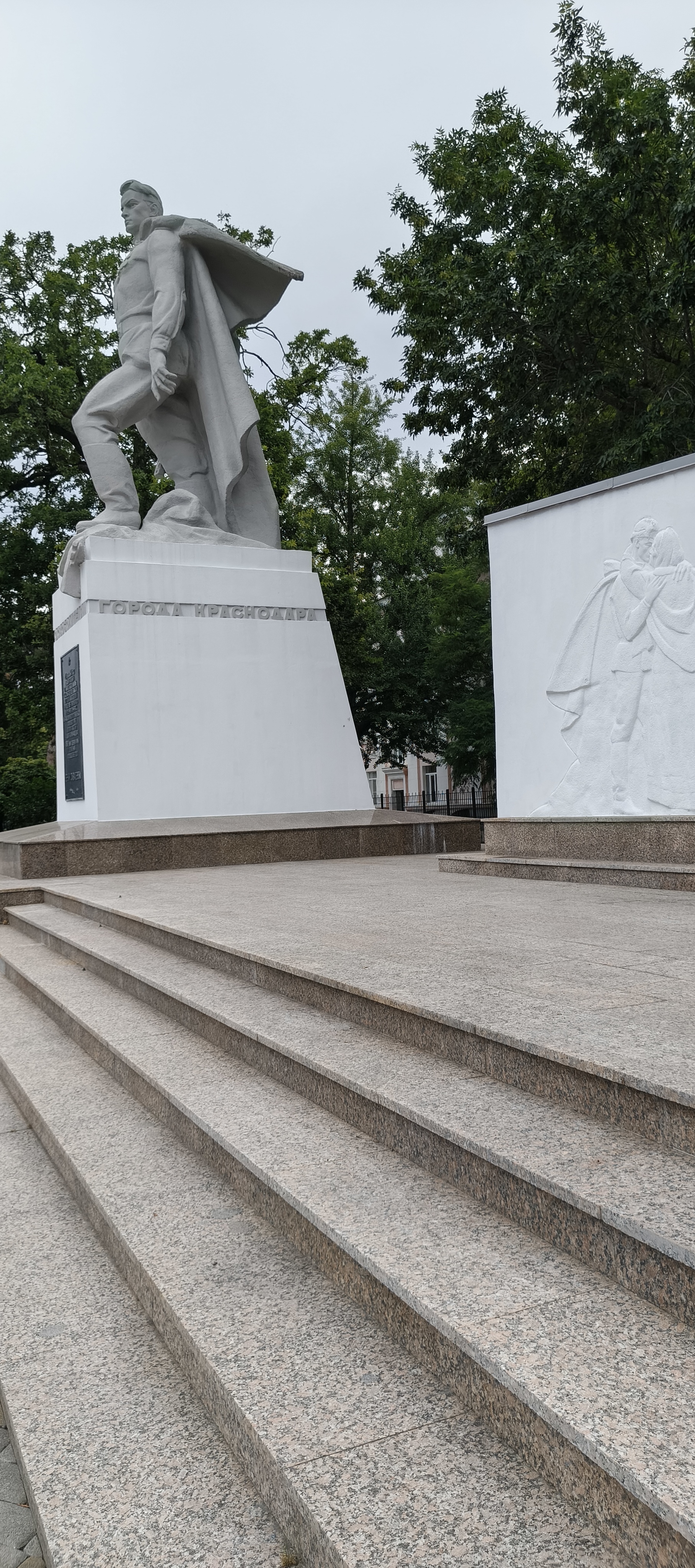 Monument to the Liberator Soldiers in Krasnodar - Series Krasnodar, My, Person, Monument, The culture, Local history, History, Peace, Krasnodar, sights, Military history, The Second World War, Feat, Longpost
