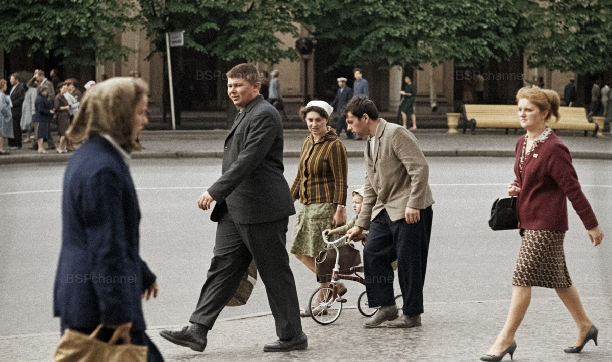 Post 14141969 - Series the USSR, My, 20th century, Old photo, The photo, Leningrad, Saint Petersburg, 60th, the USSR, Childhood in the USSR, Colorization, Longpost