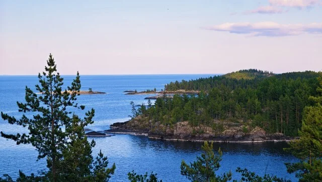 Journey through Karelia. Chapter 1: Ladoga Skerries. Part 3 - My, Skerries, Ladoga, Lake, Alloy, Kayak, Australian shepherd, Island, Hike, Longpost
